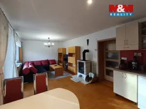 Prodej rodinného domu, Hukvaldy - Dolní Sklenov, 200 m2