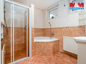 Prodej rodinného domu, Sokoleč, Švestková, 184 m2