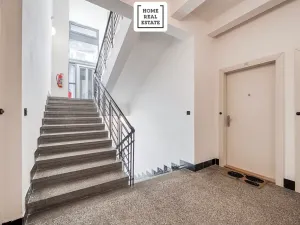 Prodej bytu 2+kk, Praha - Strašnice, Černokostelecká, 40 m2