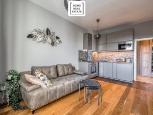 Prodej bytu 2+kk, Praha - Strašnice, Černokostelecká, 40 m2