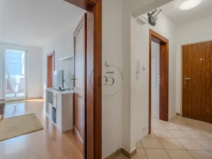 Prodej bytu 3+1, Praha - Troja, Mazurská, 67 m2