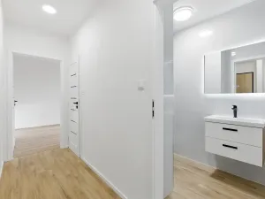 Pronájem bytu 2+kk, Karlovy Vary, Šmeralova, 50 m2