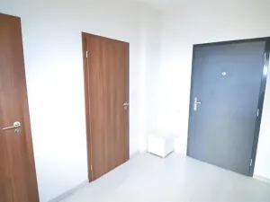 Pronájem bytu 2+1, Praha - Malešice, Počernická, 61 m2