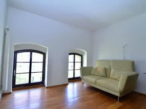 Prodej bytu 6+kk a větší, Praha - Karlín, Šaldova, 194 m2