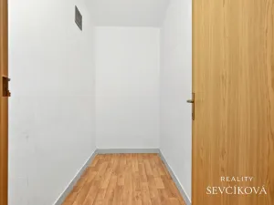 Prodej bytu 3+1, Hradec Králové, Uhelná, 83 m2