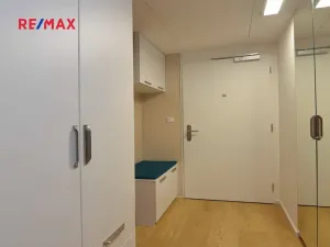 Pronájem bytu 1+kk, Praha - Stodůlky, Hábova, 38 m2