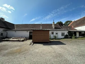 Dražba rodinného domu, Chvalovice, 516 m2