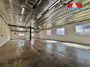 Pronájem skladu, Štoky, 240 m2