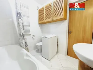 Pronájem bytu 2+kk, Praha - Nové Město, V tůních, 38 m2