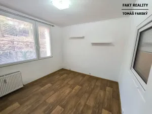 Pronájem bytu 3+1, Ústí nad Labem, V Podhájí, 65 m2