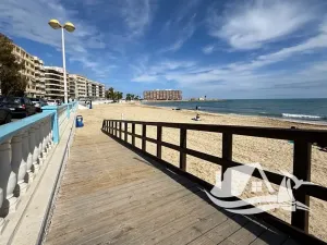 Prodej bytu 2+kk, Torrevieja, Španělsko, 42 m2