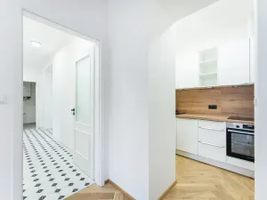 Prodej bytu 2+kk, Praha - Vršovice, Oblouková, 58 m2