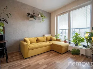 Pronájem bytu 2+kk, Praha - Uhříněves, Oty Bubeníčka, 47 m2