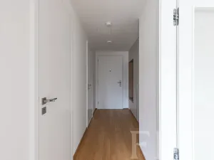 Pronájem bytu 2+kk, Praha - Smíchov, Luciana Blagy, 55 m2