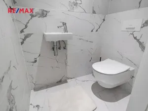 Prodej bytu 2+kk, Praha - Smíchov, Podbělohorská, 61 m2