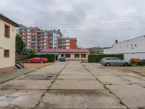 Pronájem kanceláře, Praha - Hloubětín, Nademlejnská, 29 m2