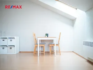 Prodej bytu 2+kk, Hradec Králové, Za Škodovkou, 68 m2