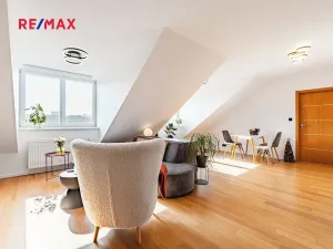 Prodej bytu 3+kk, Praha - Vršovice, Přípotoční, 110 m2