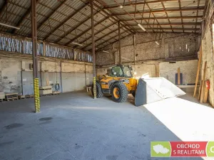 Pronájem výrobních prostor, Morašice, 2710 m2