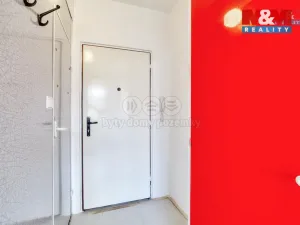 Pronájem bytu 1+1, Luby, Tovární, 38 m2