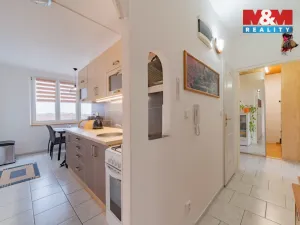 Prodej bytu 2+1, Cheb, Šeříková, 56 m2