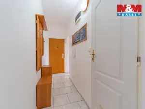 Prodej bytu 2+1, Cheb, Šeříková, 56 m2