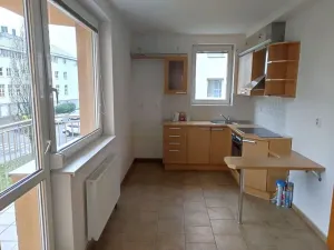 Pronájem bytu 2+kk, Praha - Uhříněves, Nové náměstí, 48 m2