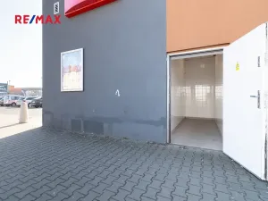 Pronájem obchodního prostoru, Plzeň, 181 m2