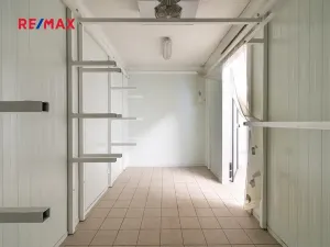 Pronájem obchodního prostoru, Plzeň, 181 m2