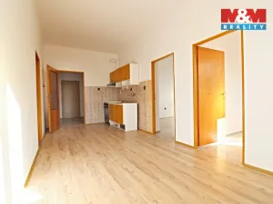 Prodej bytu 3+1, Nový Bor - Arnultovice, Gen. Svobody, 90 m2