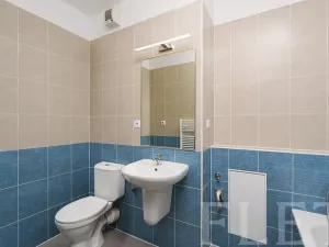 Pronájem bytu 2+kk, Praha - Vysočany, Kabešova, 53 m2