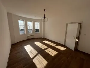 Pronájem bytu 2+1, Liberec, Raisova, 68 m2