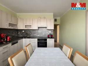 Pronájem bytu 3+1, Louny, Petra Obrovce, 75 m2