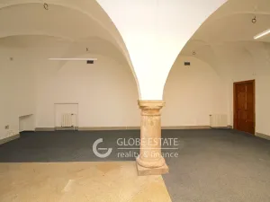 Prodej kanceláře, Jihlava, Masarykovo náměstí, 1141 m2