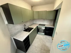 Pronájem bytu 4+1, Opava, Zacpalova, 92 m2