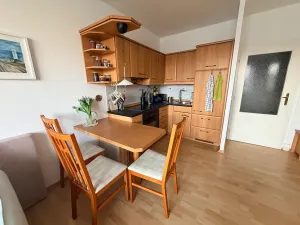 Pronájem bytu 1+kk, Praha - Hlubočepy, Peškova, 30 m2