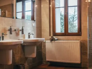 Prodej chalupy, Krupka, 243 m2