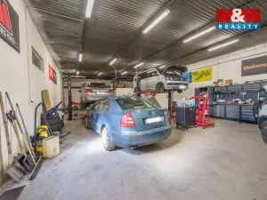 Prodej obchodního prostoru, Teplice, Libušina, 760 m2