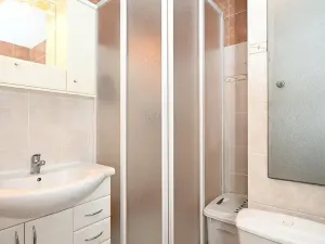 Pronájem bytu 2+kk, Praha - Modřany, Urbánkova, 41 m2