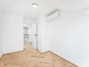 Prodej bytu 4+kk, Praha - Vršovice, Žitomírská, 103 m2