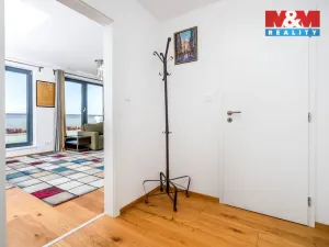 Prodej bytu 3+kk, Horoměřice, Karla IV., 76 m2