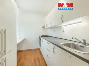Pronájem bytu 2+1, Praha, Pod lipami, 42 m2