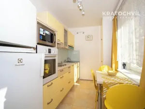 Pronájem bytu 2+1, Praha - Vinohrady, Vinohradská, 52 m2