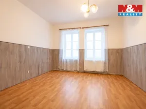 Prodej bytu 4+1, Nový Bor - Arnultovice, Gen. Svobody, 97 m2