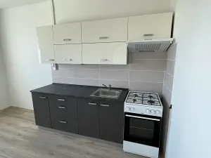 Pronájem bytu 3+1, Česká Lípa, Okružní, 58 m2