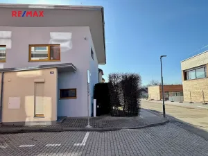 Pronájem bytu 3+kk, Říčany, Melantrichova, 70 m2