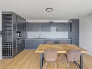 Prodej bytu 3+kk, Mikulov, 72 m2