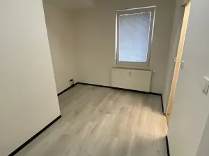 Pronájem bytu 1+kk, Praha - Hlubočepy, Na Zlíchově, 17 m2