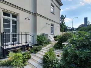Pronájem bytu 1+kk, Praha - Malešice, Strnadova, 32 m2