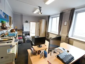 Pronájem obchodního prostoru, Horšovský Týn, Jindřicha Jindřicha, 27 m2